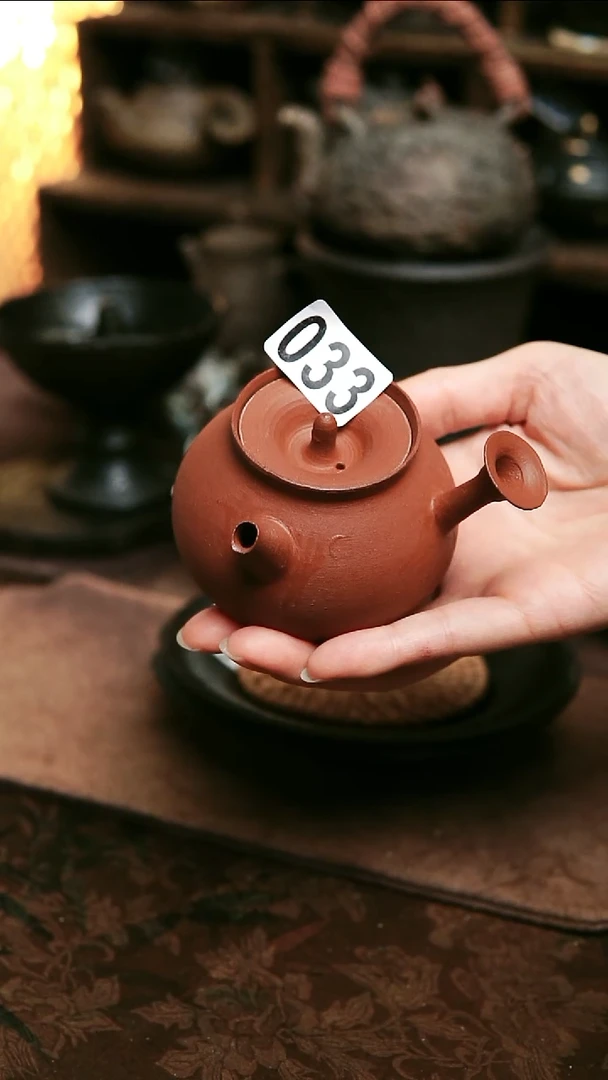 紫砂朱泥全手工侧把茶壶125毫升