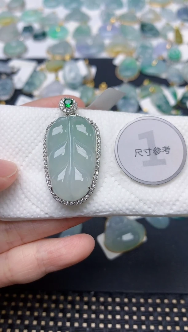 颈饰银S925镶嵌翡翠天然缅甸A货翡翠