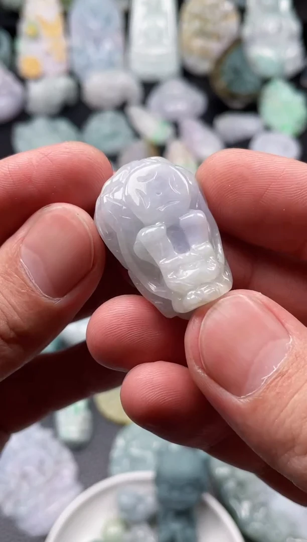 翡翠未镶嵌颈饰天然翡翠a货