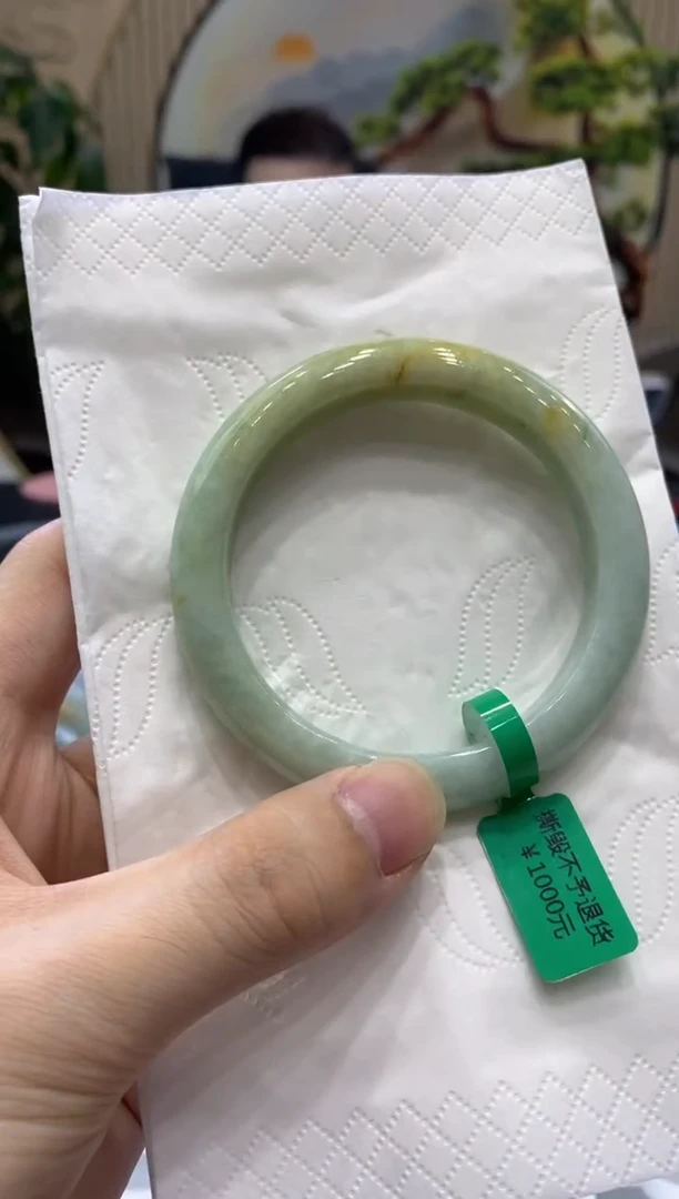 翡翠手镯未镶嵌6156