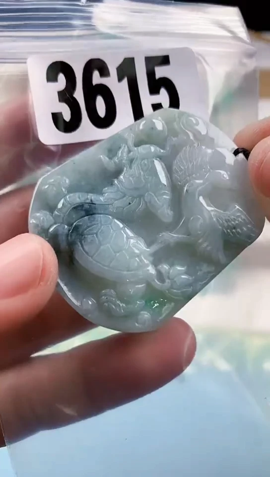 【闪购商品】翡翠挂件未镶嵌天然翡翠吊坠挂件
