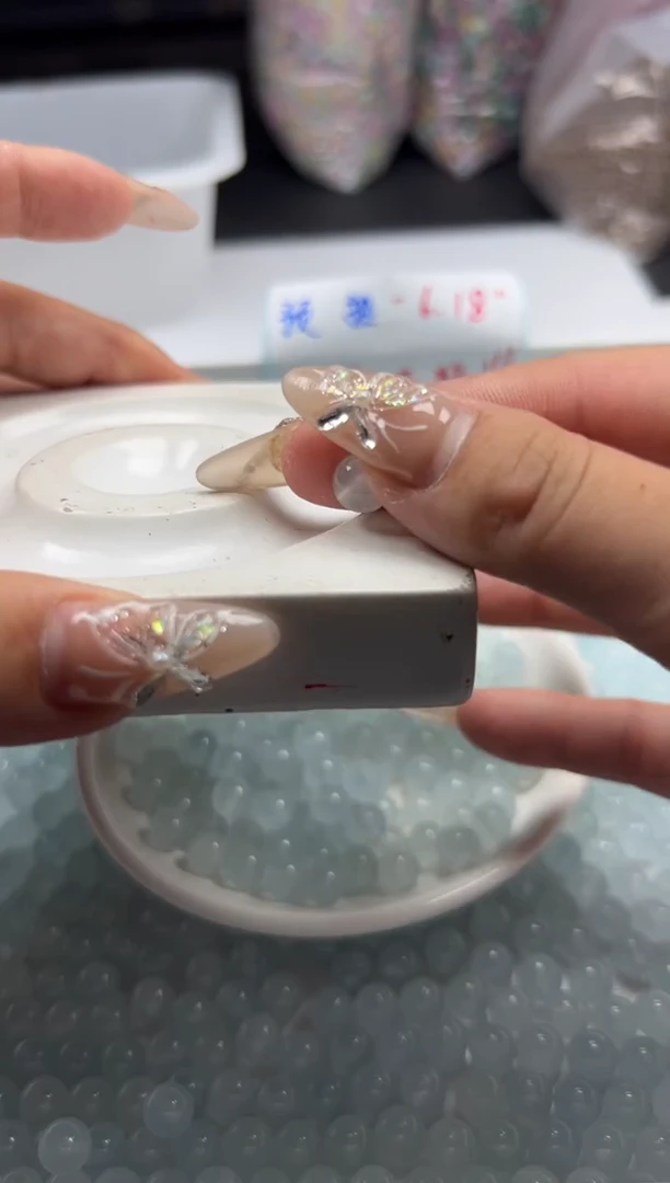 玛瑙/玉髓颈饰未镶嵌w791冰川蓝玛瑙8mm*40颗