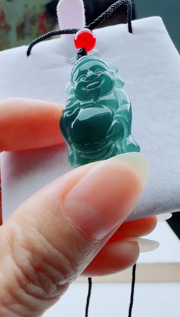 颈饰未镶嵌翡翠多样性发其一