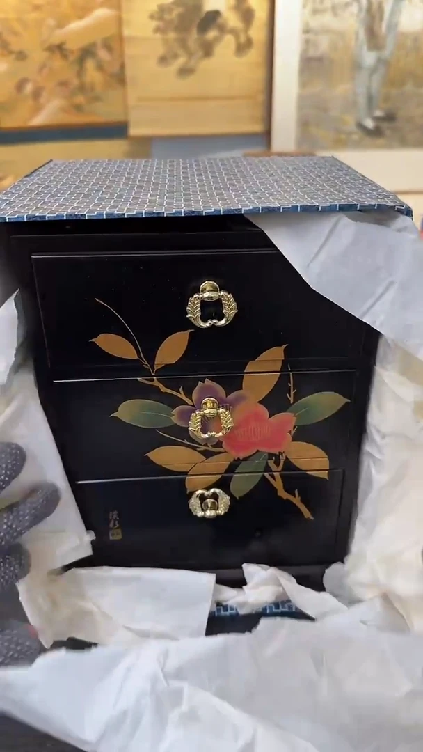 随****)日瓷回流持续放漏