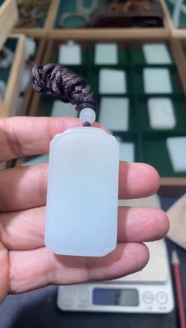 定制和田玉挂件