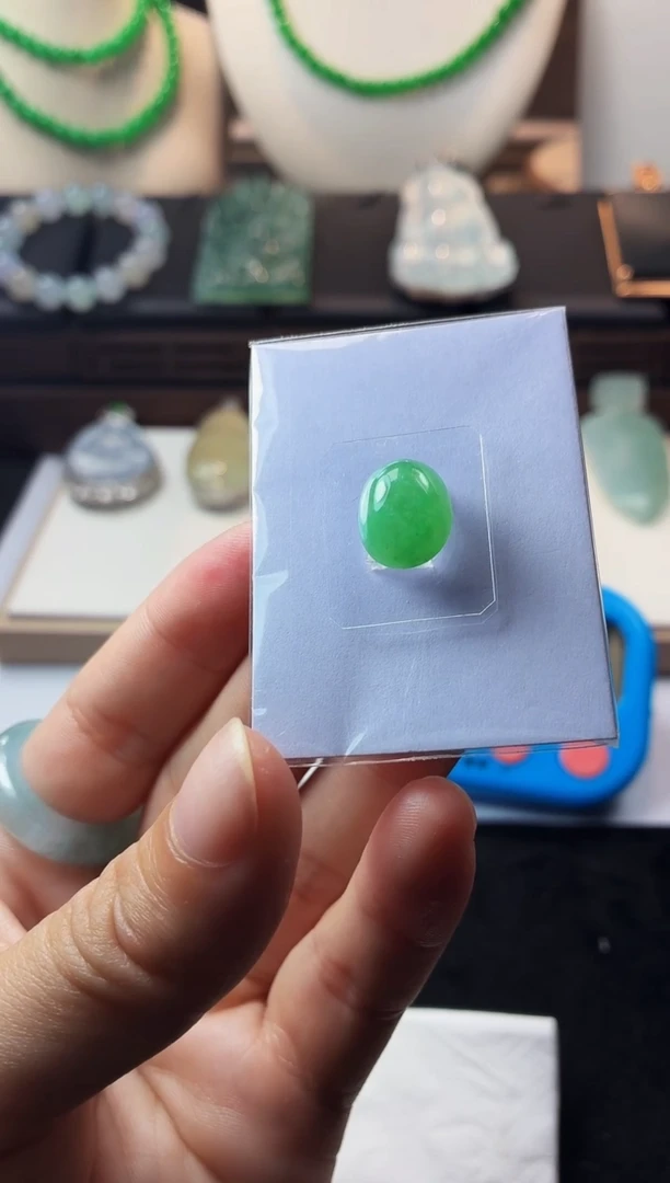 未镶嵌定制翡翠山***～毛货不退不换