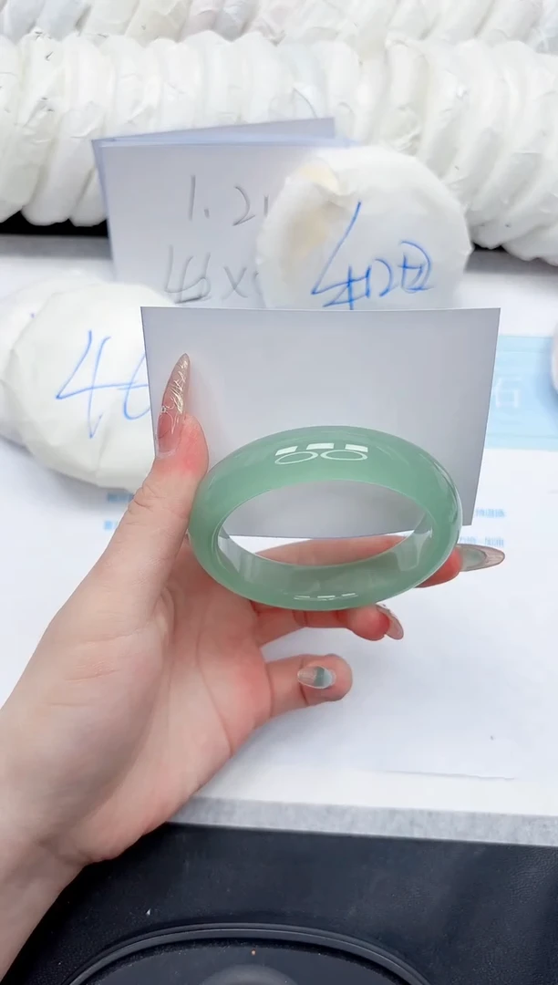 石英质玉手镯未镶嵌277-63