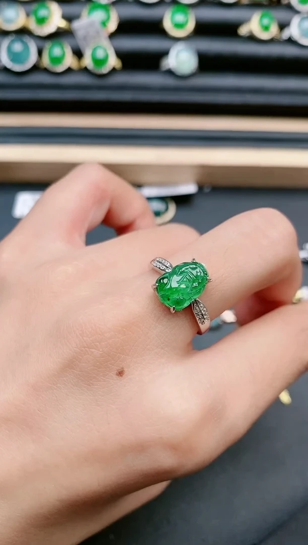 翡翠戒指银S925镶嵌111111