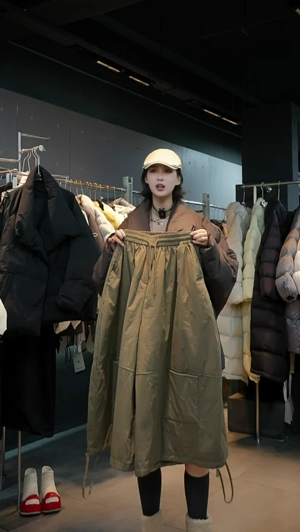 绿色裤子绿色裤子