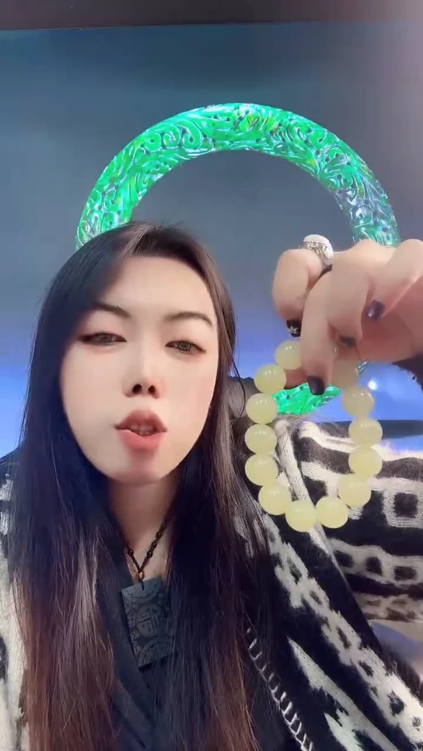 新疆黄口手串16mm