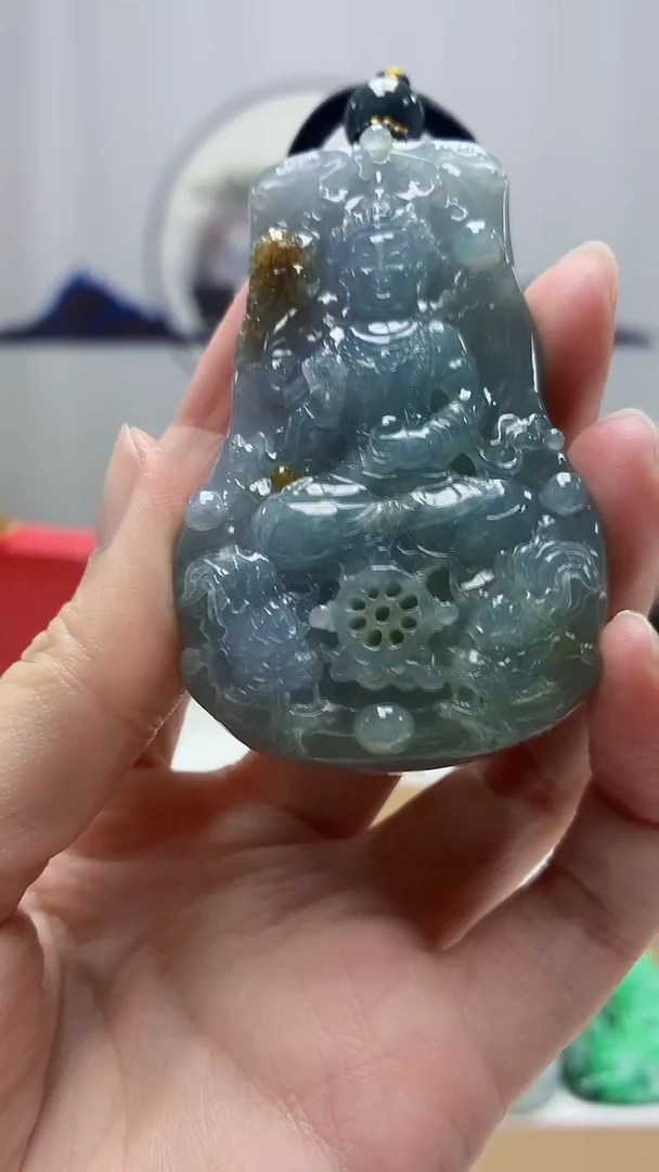 未镶嵌定制翡翠5060zm-毛货挂件人物68