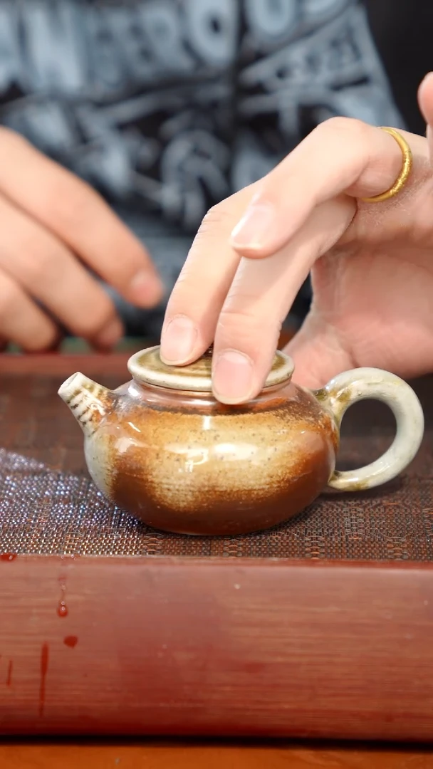 陶瓷奢瓷/瑞寅柴烧茶器（壶）176微瑕