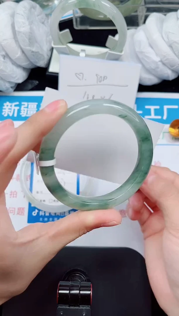 未镶嵌手镯石英质玉117-56/57