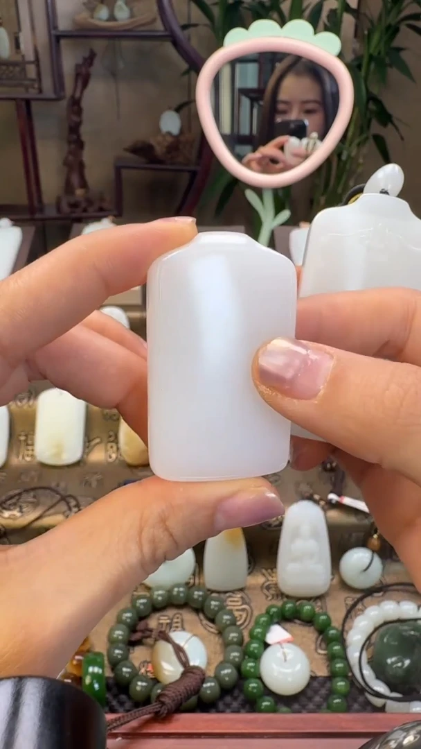 吊坠(不含链)未镶嵌和田玉羊脂白玉无事牌