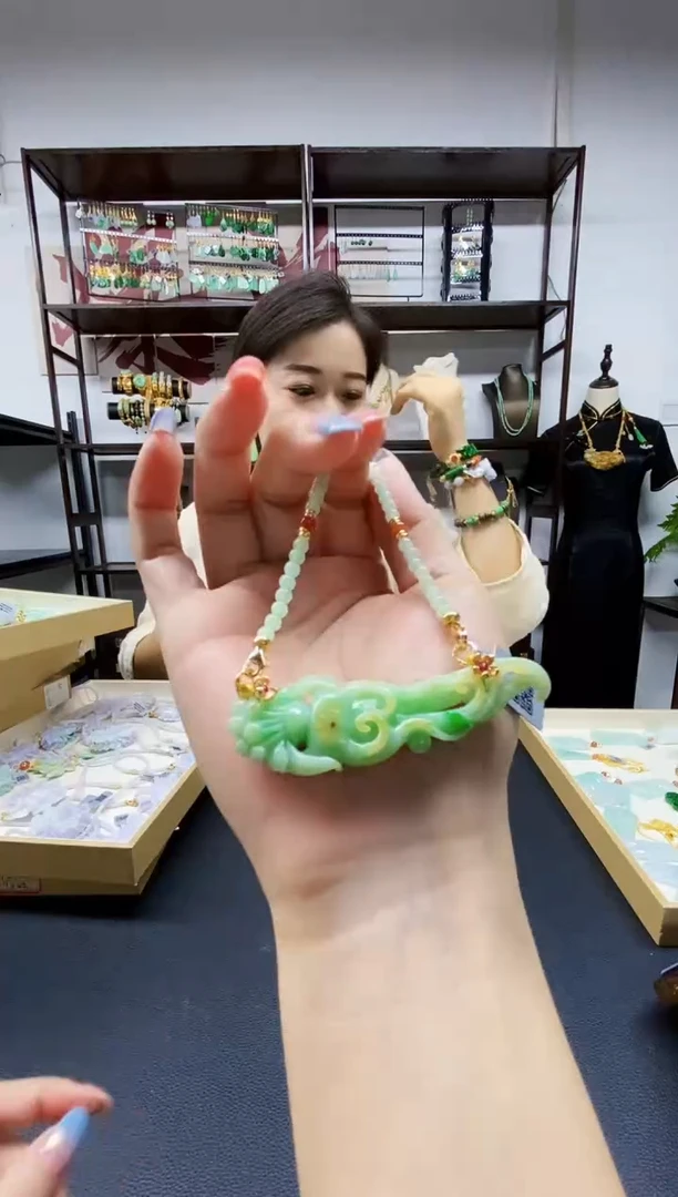 颈饰未镶嵌翡翠翡翠吊坠