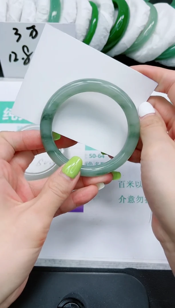 石英质玉手镯未镶嵌276/59