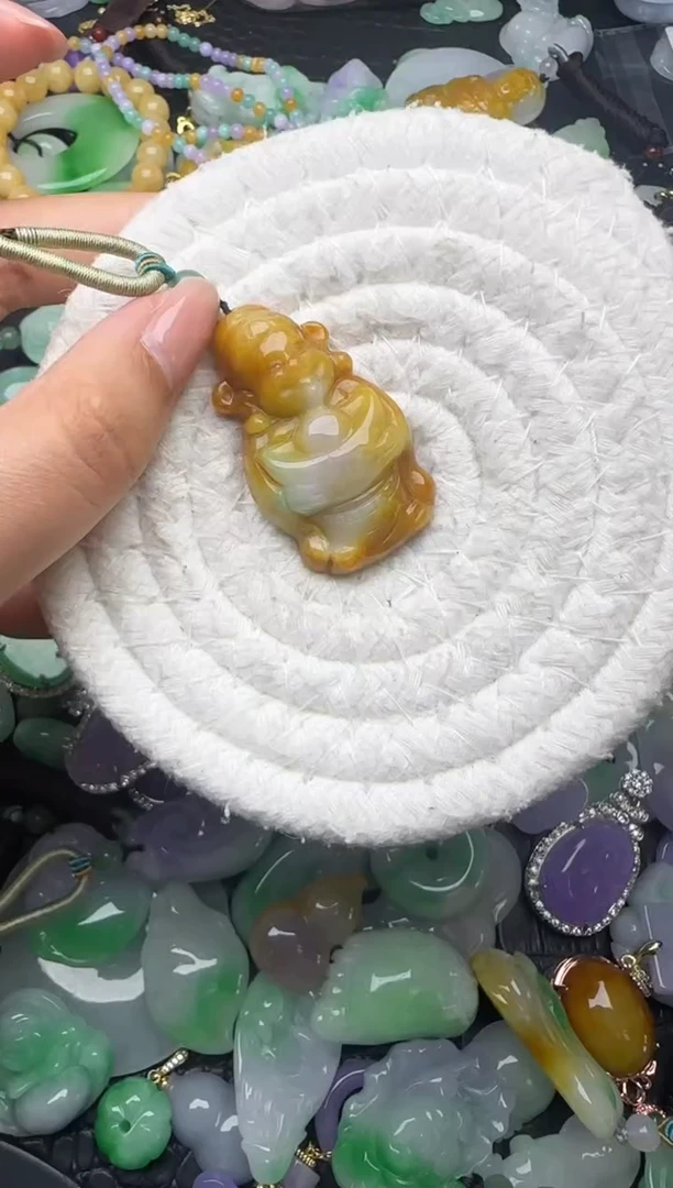 颈饰未镶嵌翡翠缅甸翡翠吊坠