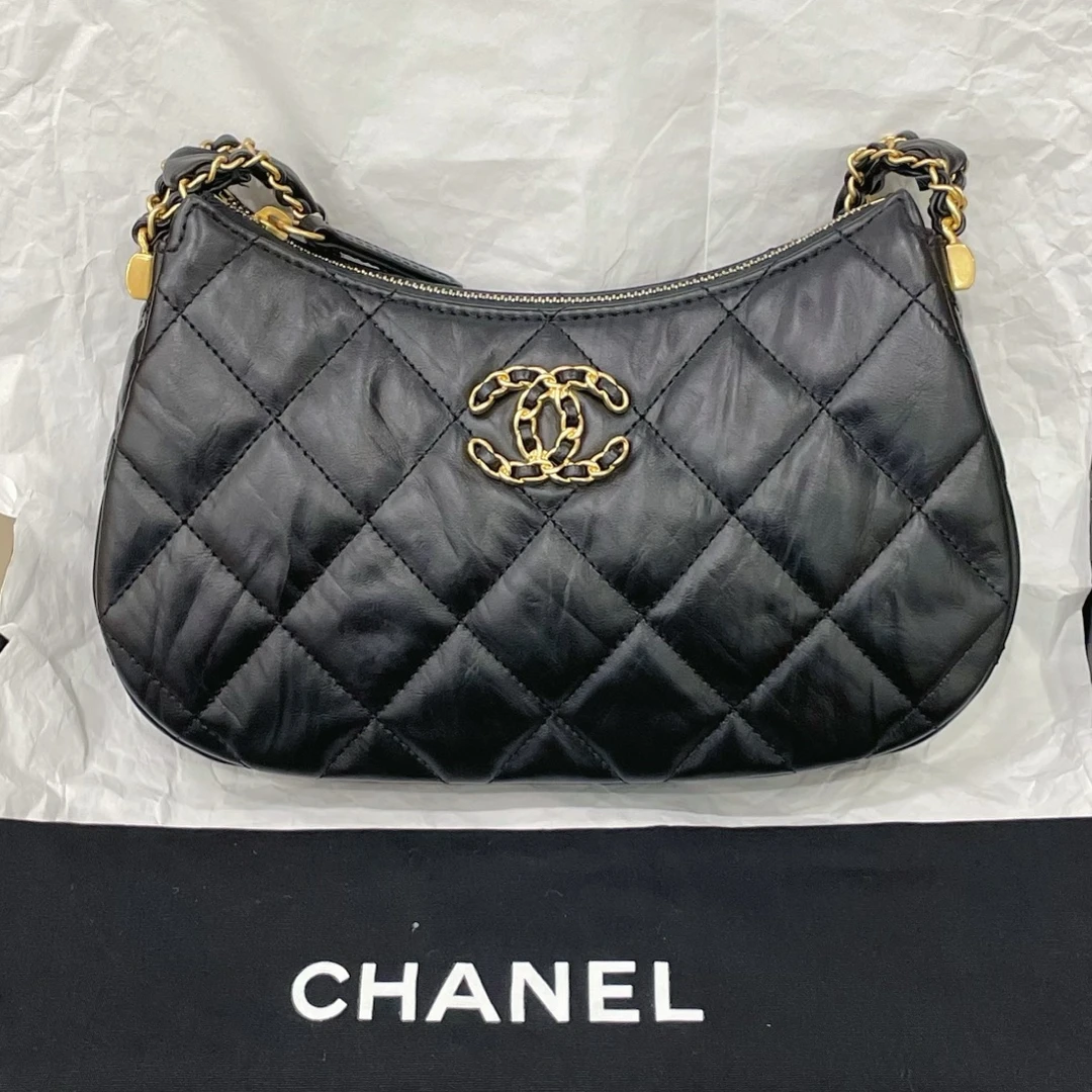 99新 Chanel/香奈儿 黑金hobo 腋下单肩包/7QK37597