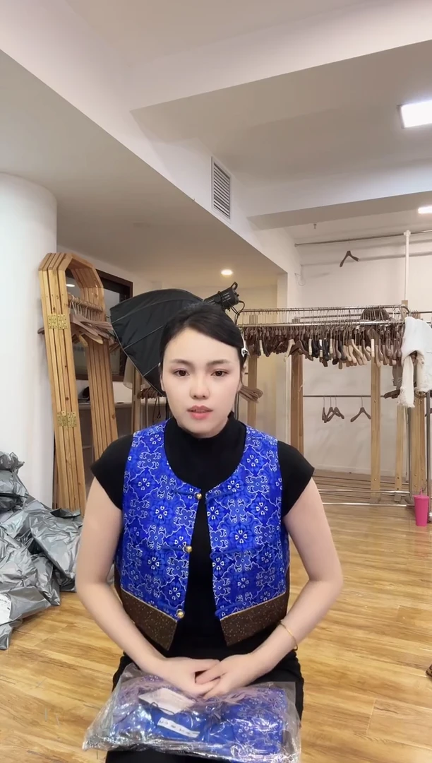 马甲 XL  125斤以里