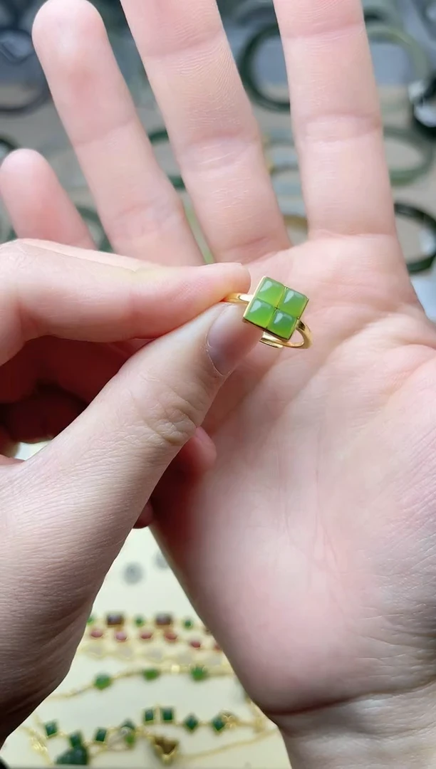 【闪购商品】和田玉戒指银S925镶嵌戒指kk