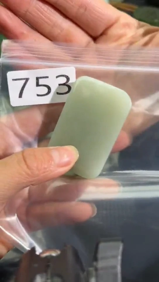 未镶嵌和田玉珠宝半成品牌子
