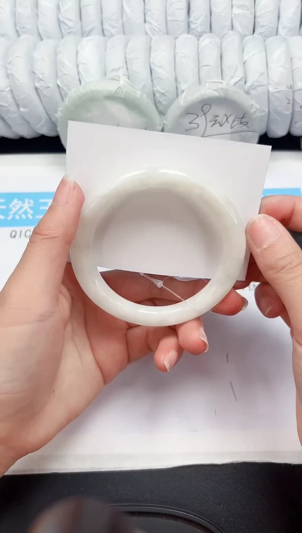 【闪购商品】和田玉手镯未镶嵌333-61.4