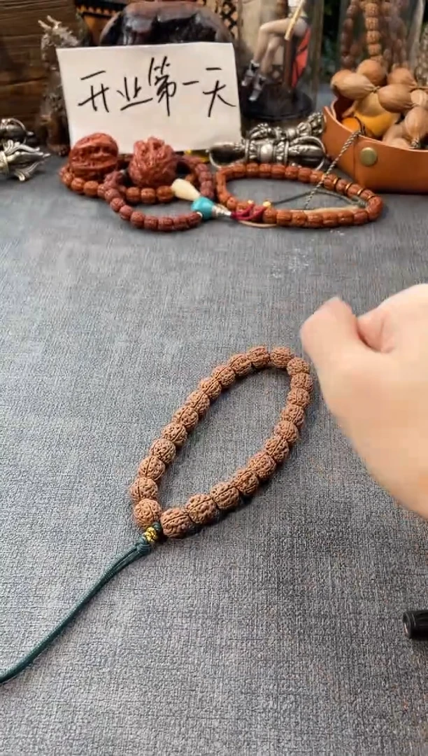 手串金刚菩提原桩魔丸一代龙纹手持礼盒发货