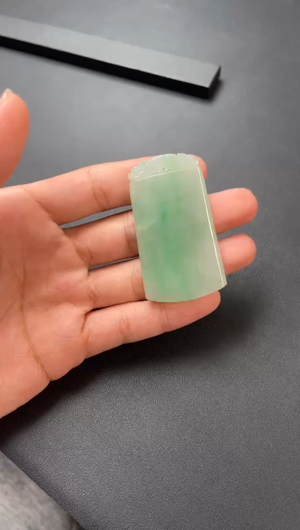 【闪购商品】翡翠吊坠(不含链)未镶嵌翡翠吊坠JJFC133