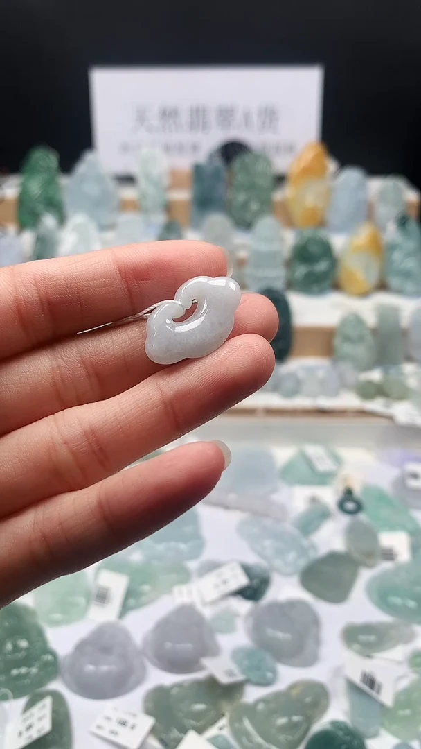 吊坠(不含链)未镶嵌翡翠36祥云如意锁