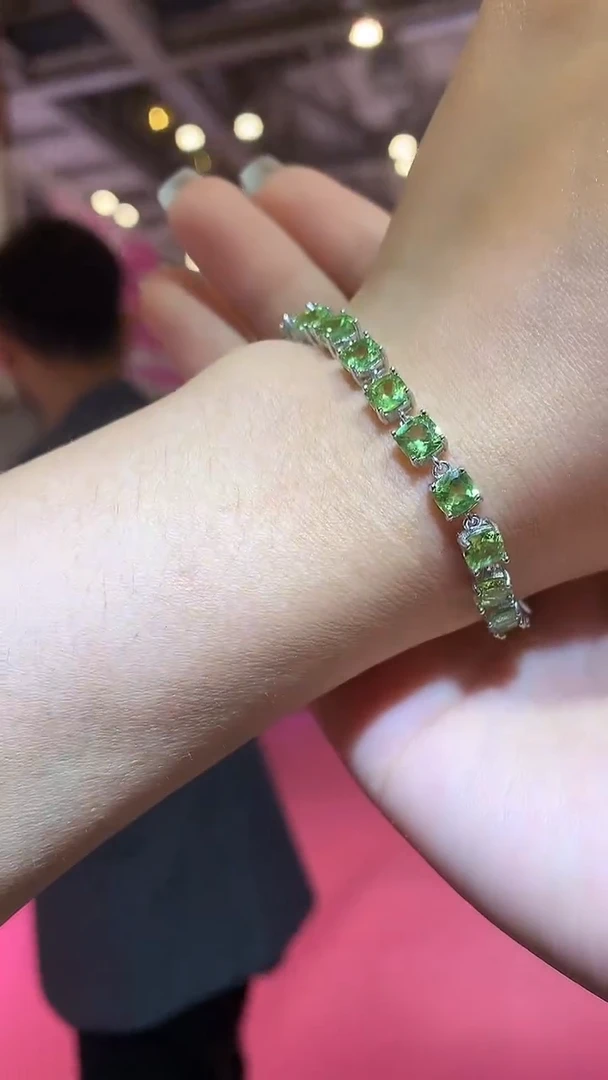 手链银S925镶嵌橄榄石宝石世家严选