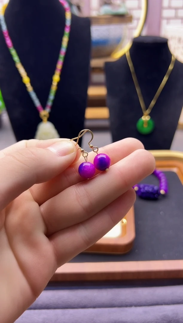 【闪购商品】苏纪石（舒俱来）耳钉14K金镶嵌E05