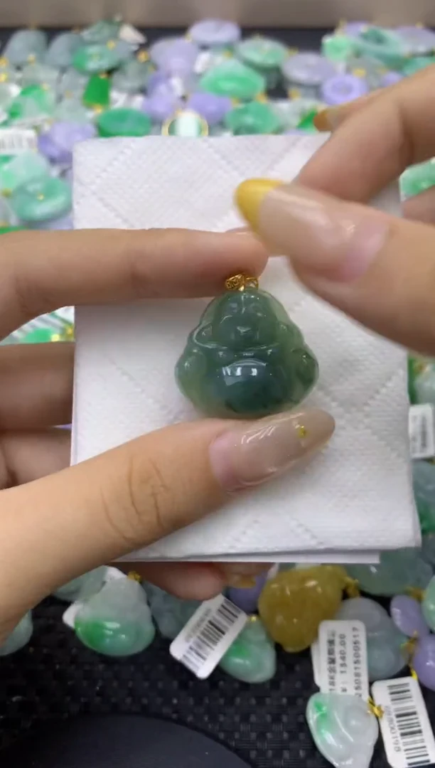 颈饰未镶嵌翡翠天然缅甸翡翠A货