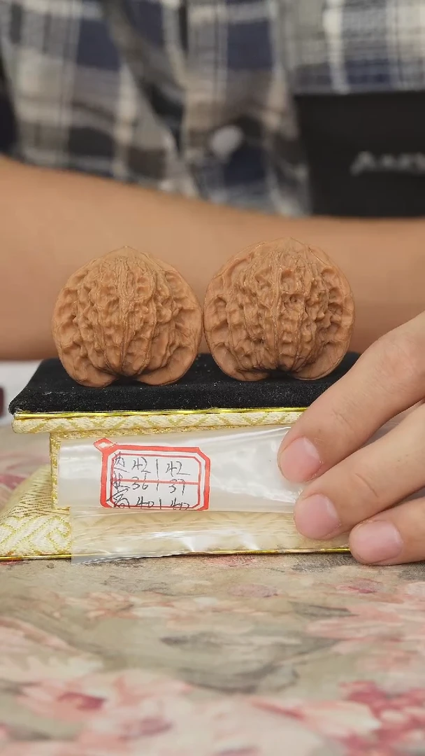 把件文玩核桃崔凯公子帽