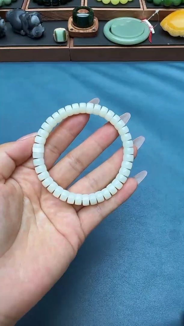 手串未镶嵌和田玉qmyhk