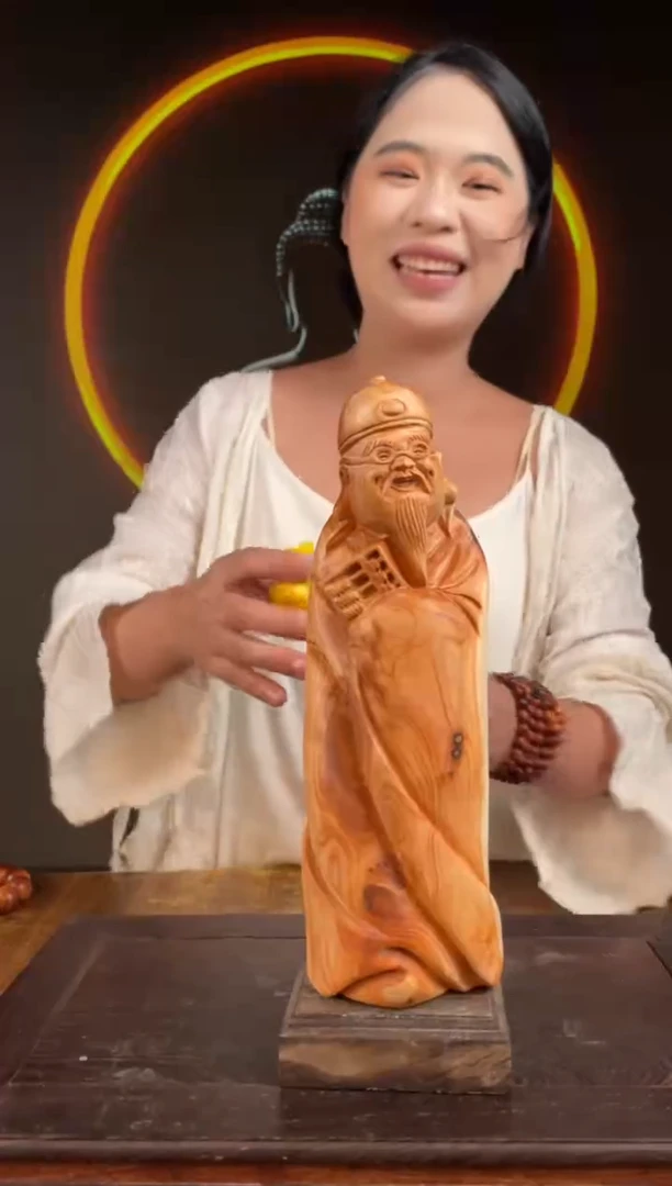 柏木（崖柏）手工摆件,先抢先得! 编号:214