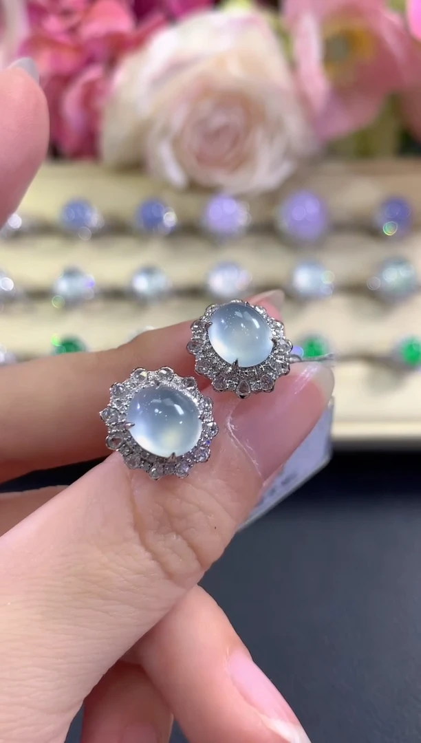 18K金镶嵌翡翠耳饰b127