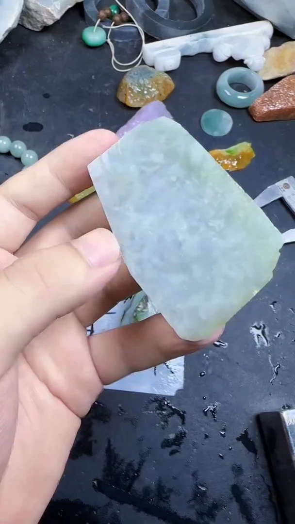 未镶嵌挂件翡翠061