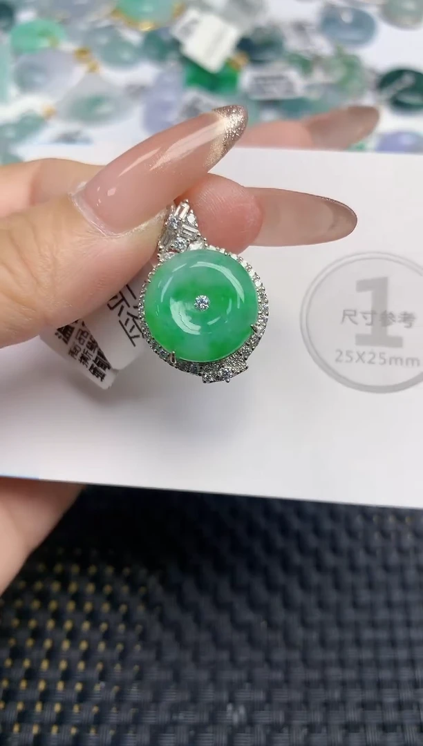 颈饰未镶嵌翡翠天然缅甸A货翡翠百元以上9元证书费自理