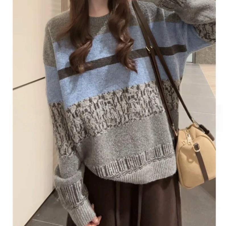 别致圆领拼色宽条纹毛衣女2025新款秋冬复古小众慵懒风宽松针织衫