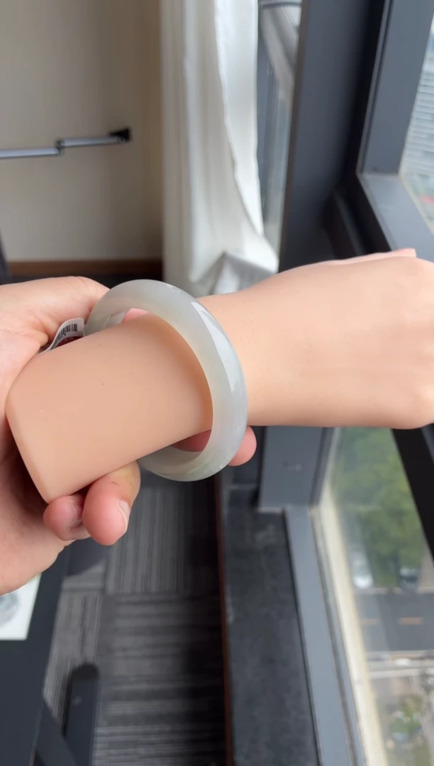 未镶嵌手镯翡翠9号56.8*12.5*8.5正圈