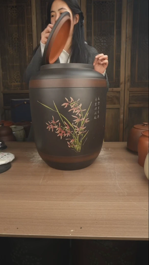 罐云南建水紫陶茶缸