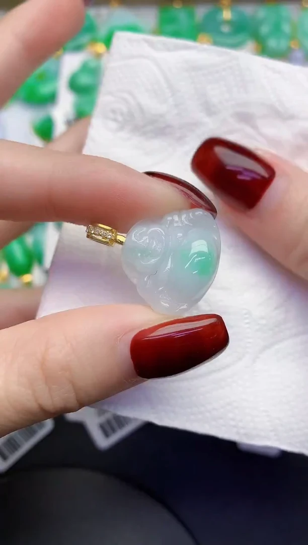 颈饰未镶嵌翡翠缅甸天然翡翠A货