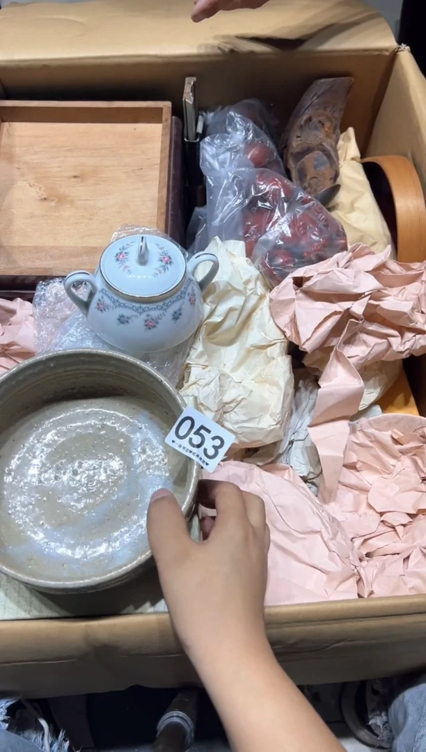 瓷片喆****艺053..........