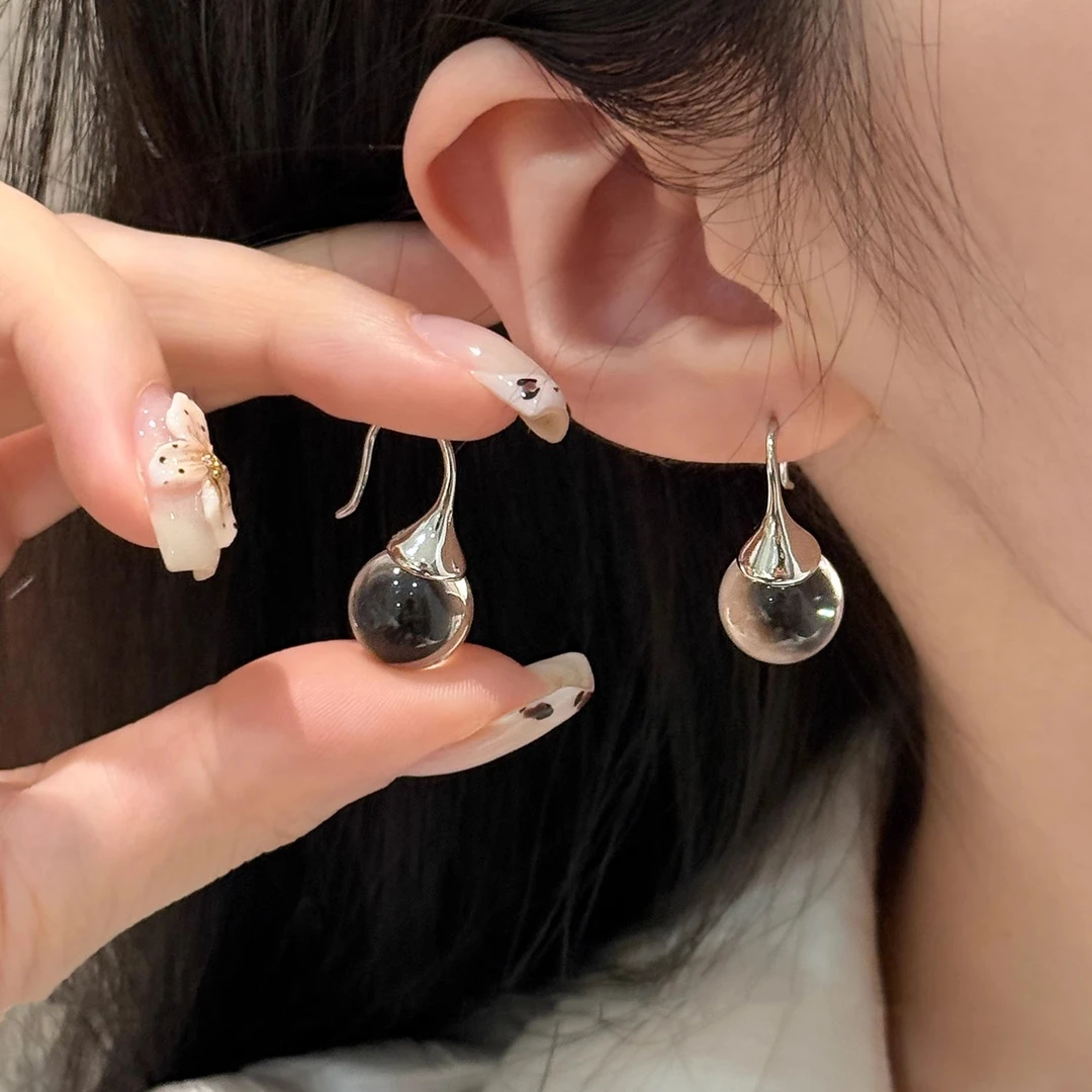 <一禅兄>S925银白水晶简约大气圆珠耳钩时尚百搭耳环