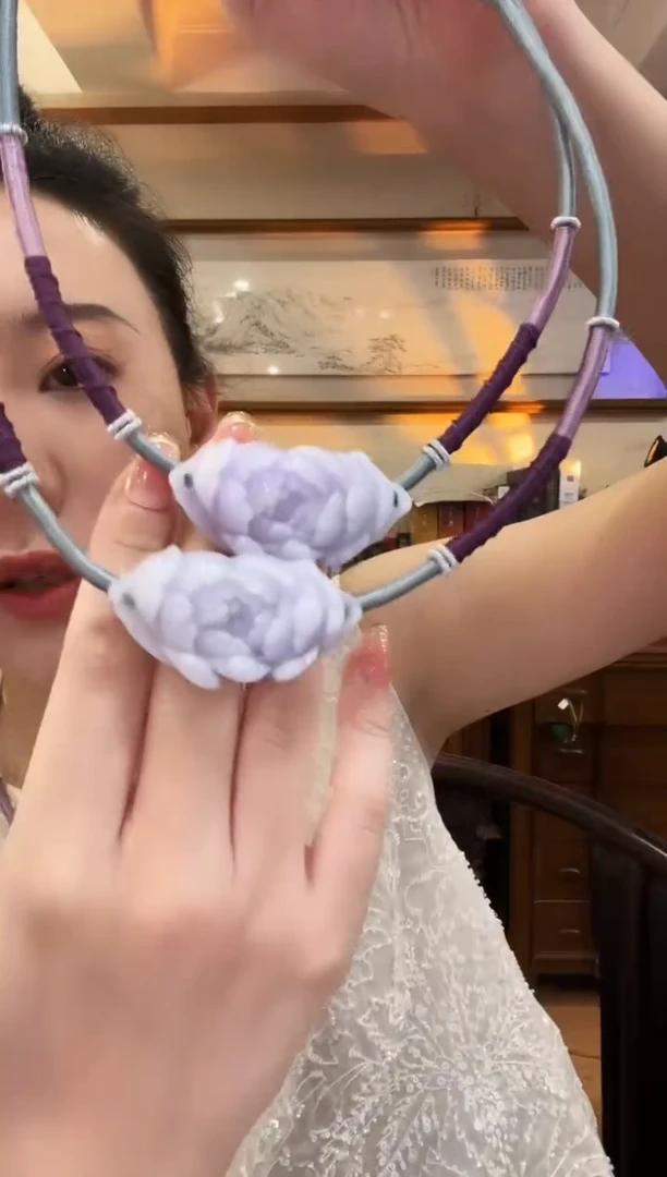 翡翠未镶嵌颈饰国风多样性发其一