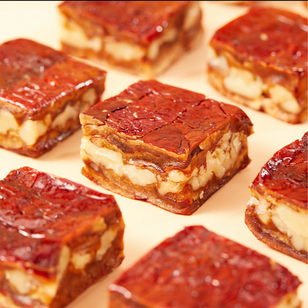 新疆枣仁派红枣夹核桃营养代餐枣糕解馋独立包装代餐小零食