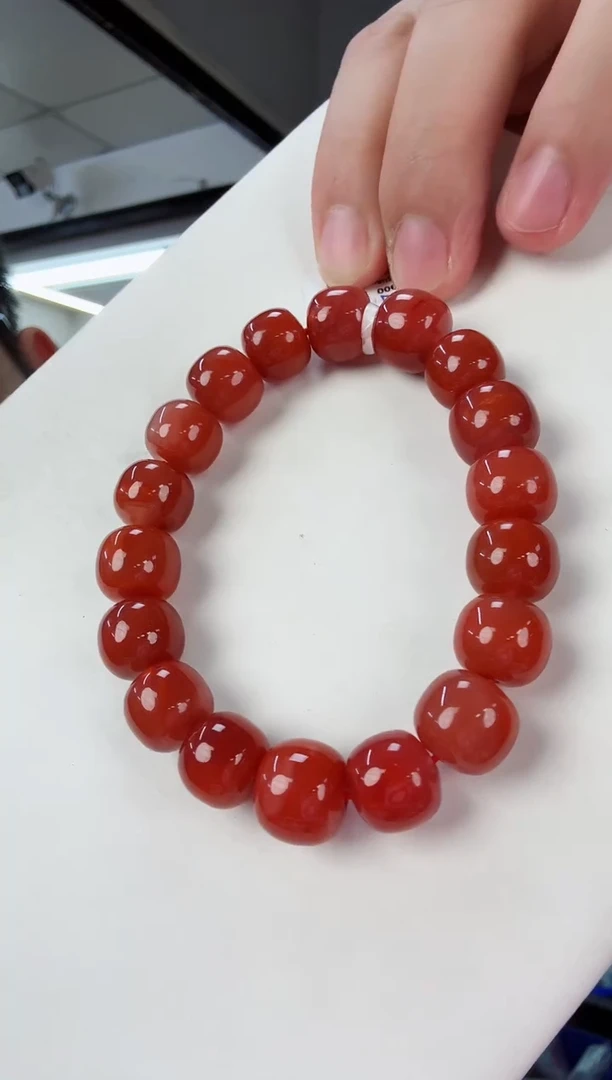 未镶嵌瓦西老型手串12*南红玛瑙（多样式发其一）
