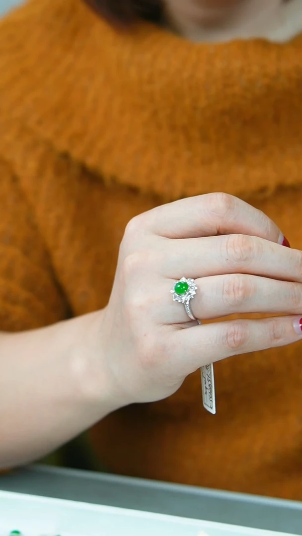 【闪购商品】翡翠戒指18K金镶嵌9号新春福利价GG/1