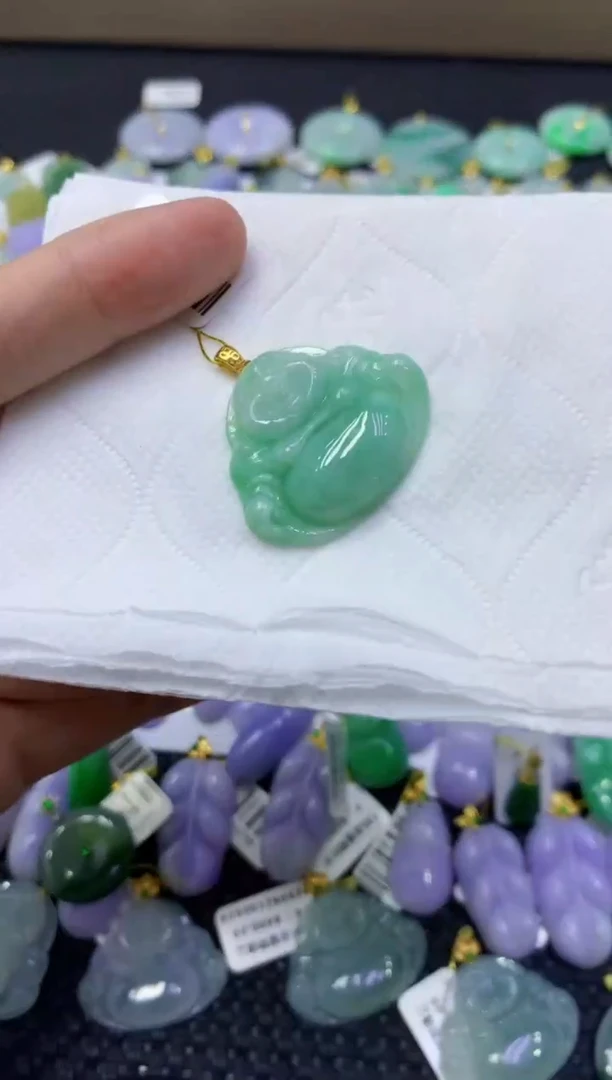 颈饰未镶嵌翡翠天然缅甸翡翠A货
