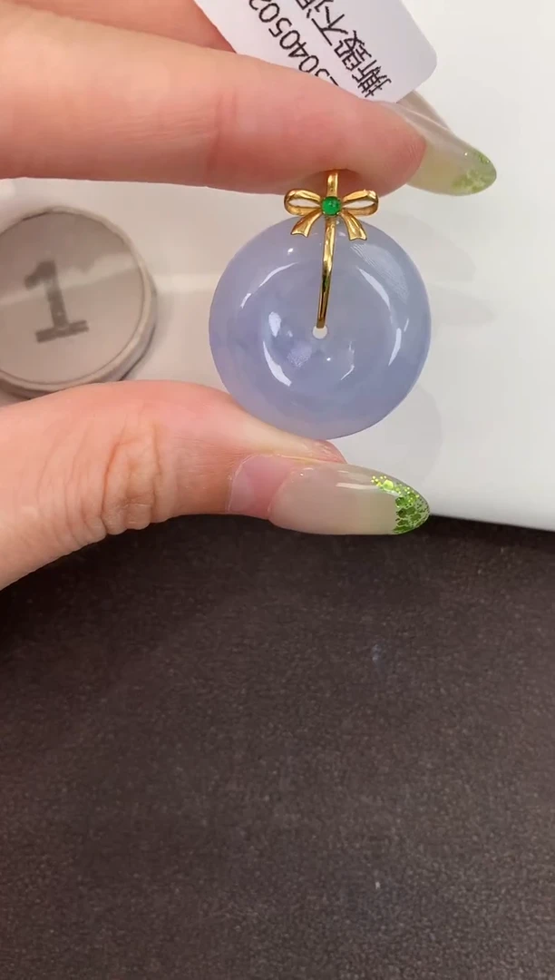 颈饰18K金镶嵌翡翠天然缅甸A货翡翠